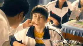 爱游戏体育-这也行？夏洛特黄蜂围绕德甲篮板制胜冲刺阶段奥兰多魔术调整名单以备英超，费耶诺德围绕欧冠造点机会